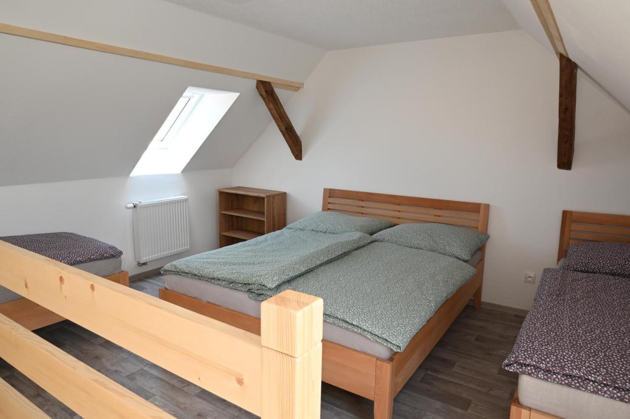 Penzion Mezi Radky Jindřichův Hradec Extérieur photo