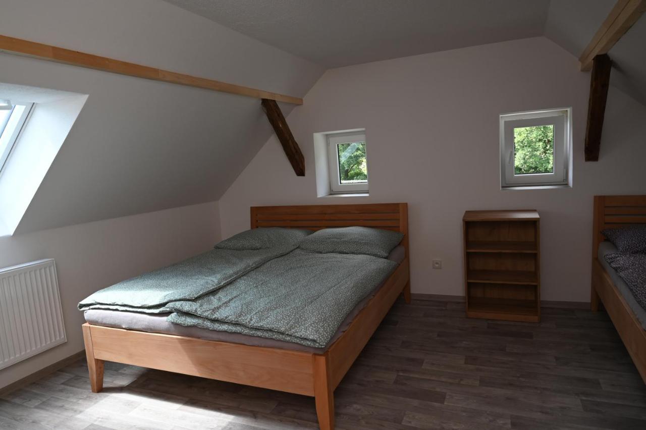 Penzion Mezi Radky Jindřichův Hradec Extérieur photo