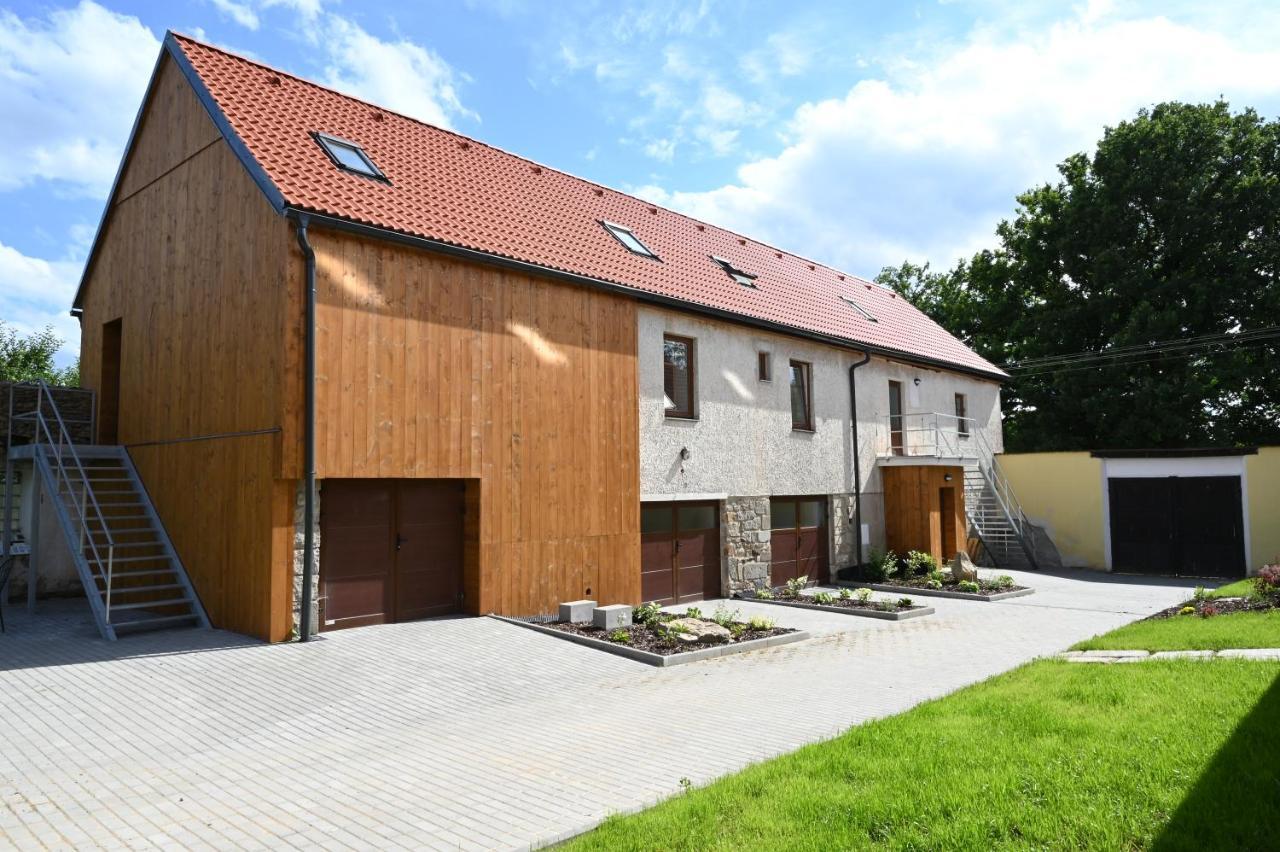 Penzion Mezi Radky Jindřichův Hradec Extérieur photo